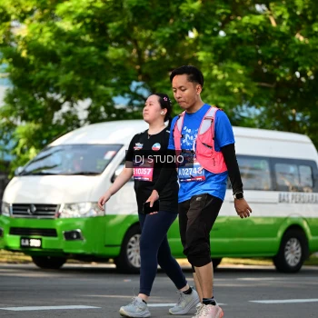 Runner Photo 4061430