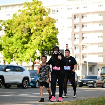 Runner Photo 4061457