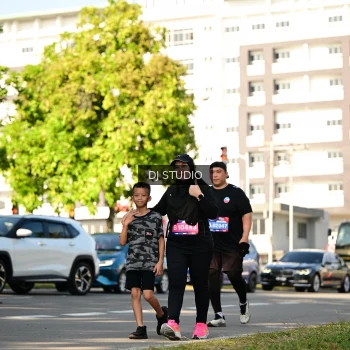 Runner Photo 4061459