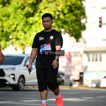 Runner Photo 4061590