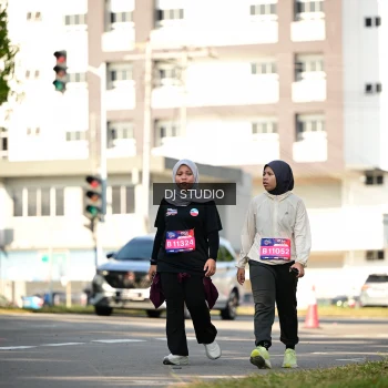 Runner Photo 4061678
