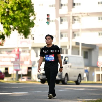 Runner Photo 4061684