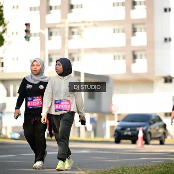 Runner Photo 4061719