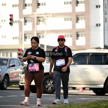 Runner Photo 4061772