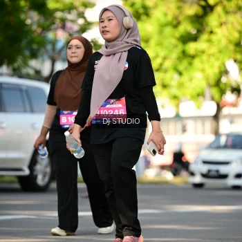 Runner Photo 4062024