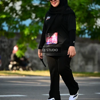 Runner Photo 4062039