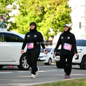 Runner Photo 4062133