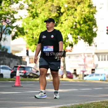 Runner Photo 4062143