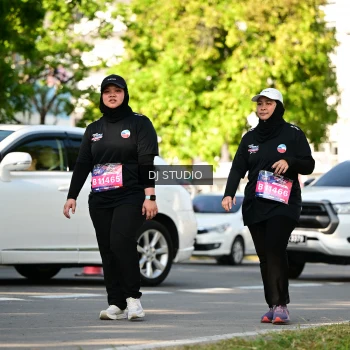 Runner Photo 4062175