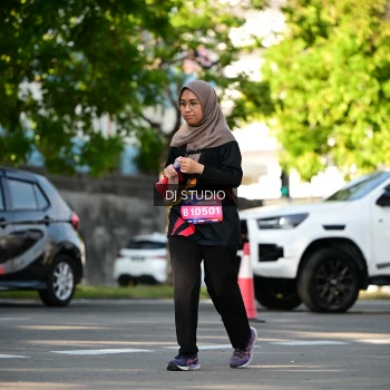 Runner Photo 4062196
