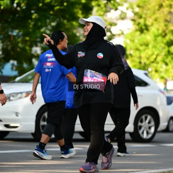 Runner Photo 4062214