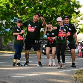 Runner Photo 4062314