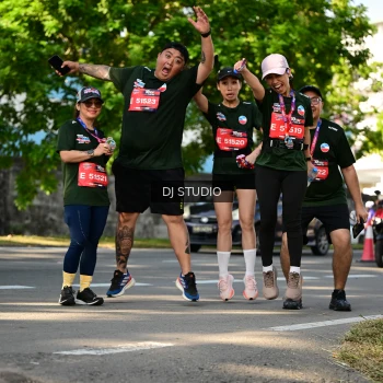 Runner Photo 4062316