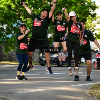 Runner Photo 4062323