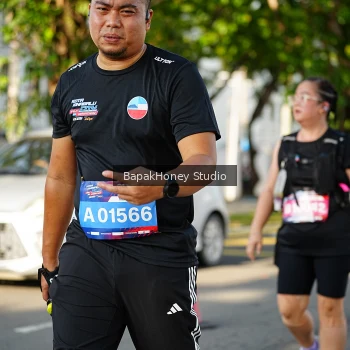 Runner Photo 4062756