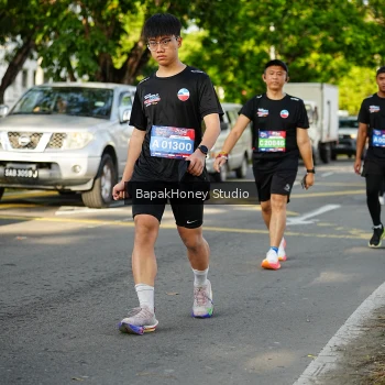 Runner Photo 4062779