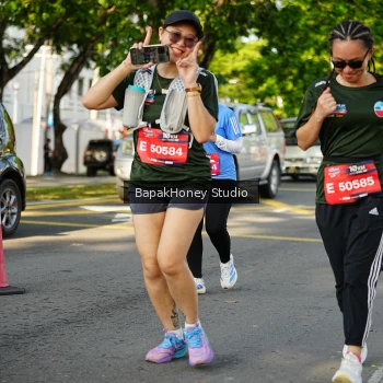 Runner Photo 4062785