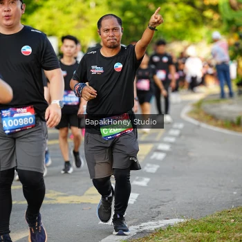 Runner Photo 4062841