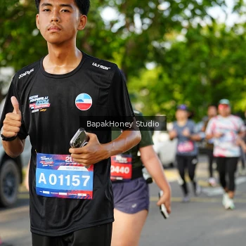 Runner Photo 4062859