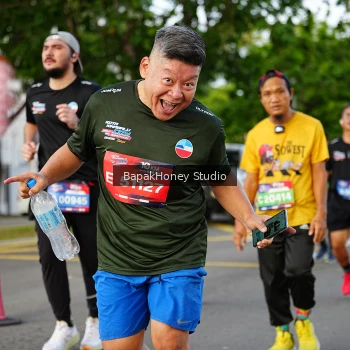 Runner Photo 4062887