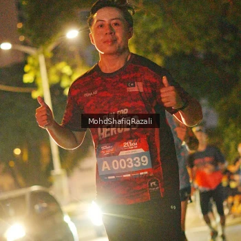 Runner Photo 4062941
