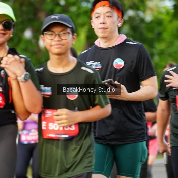 Runner Photo 4062963