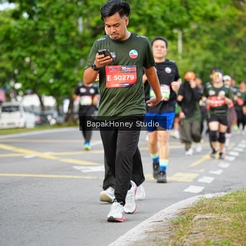 Runner Photo 4062968