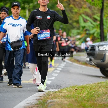 Runner Photo 4063010