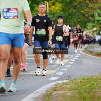 Runner Photo 4063059