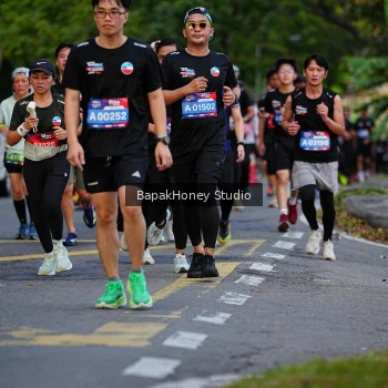 Runner Photo 4063072