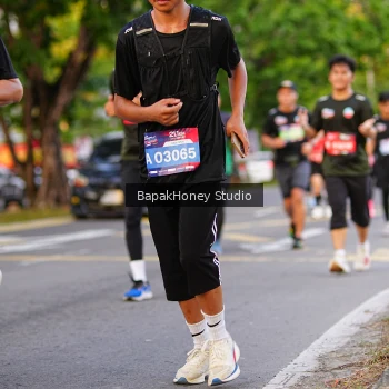 Runner Photo 4063076