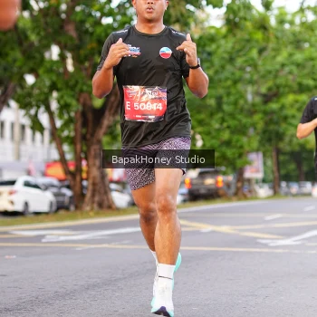 Runner Photo 4063098