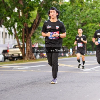 Runner Photo 4063102