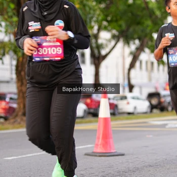 Runner Photo 4063104
