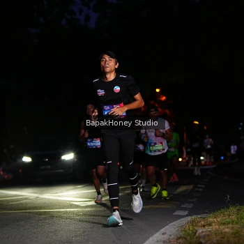 Runner Photo 4063149