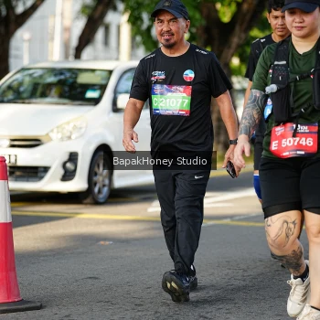 Runner Photo 4063282