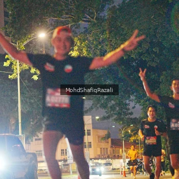 Runner Photo 4063324