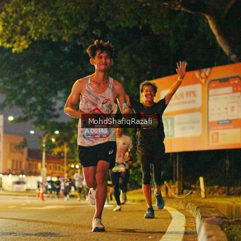 Runner Photo 4063425