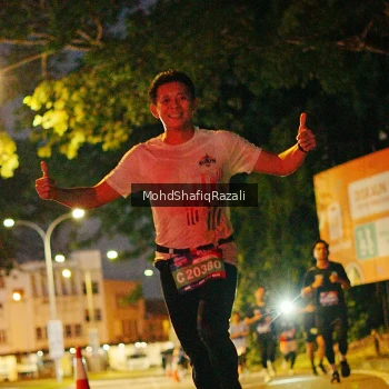 Runner Photo 4063456