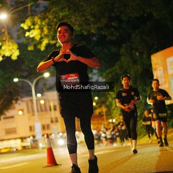 Runner Photo 4063486