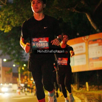 Runner Photo 4063524