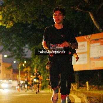 Runner Photo 4063555