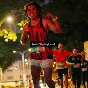 Runner Photo 4063646