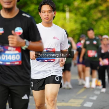 Runner Photo 4063720