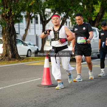 Runner Photo 4063756