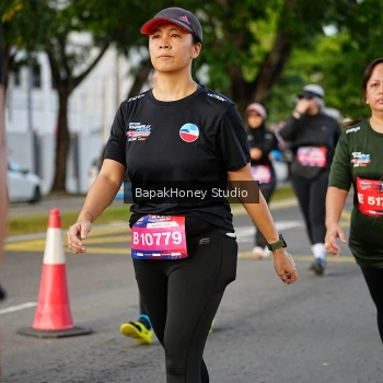 Runner Photo 4063764