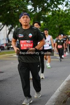 Runner Photo 4063785