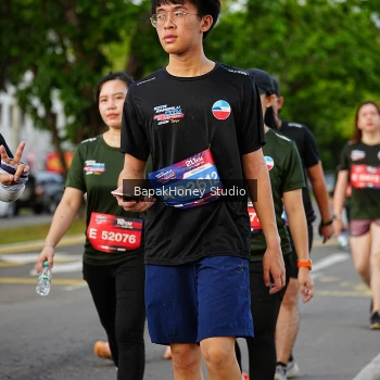 Runner Photo 4063792