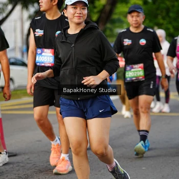 Runner Photo 4063793