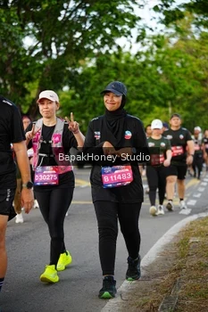 Runner Photo 4063798